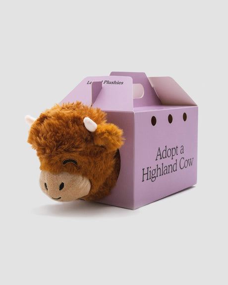 Realistic Highland Cow Plush Toy Made of Soft Cotton – Bovino